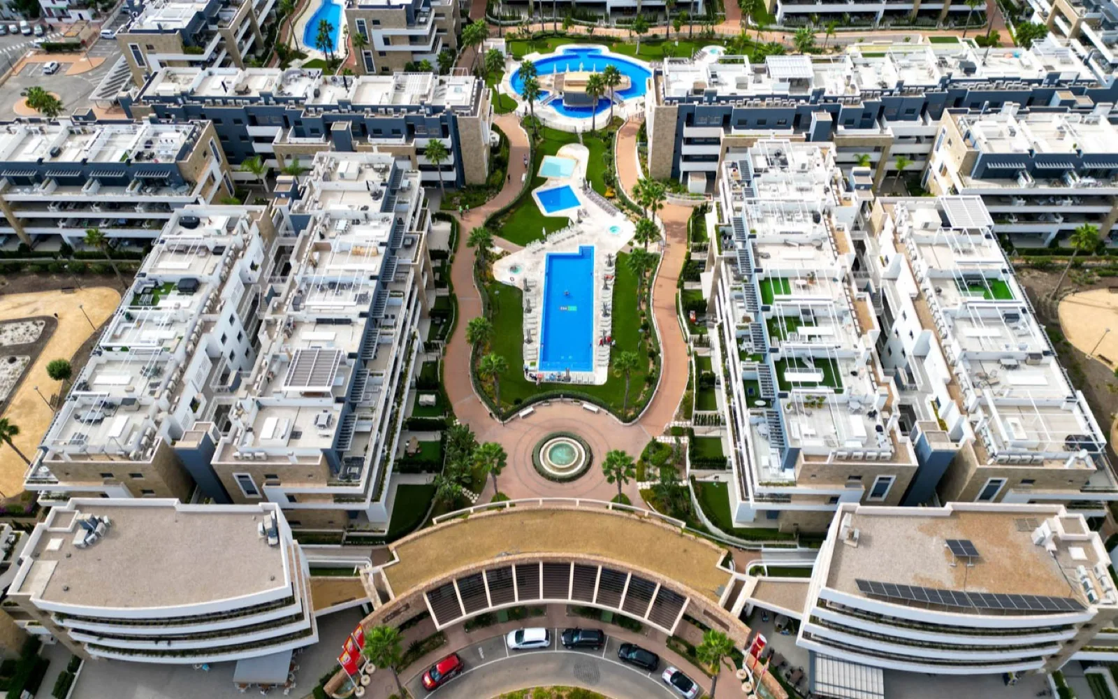 Aerial view of a property and its surroundings on the Costa Blanca